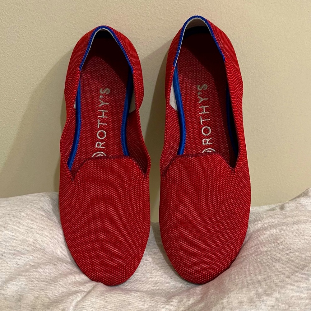 Womens Red Rothy’s Flats - Picture 2 of 4